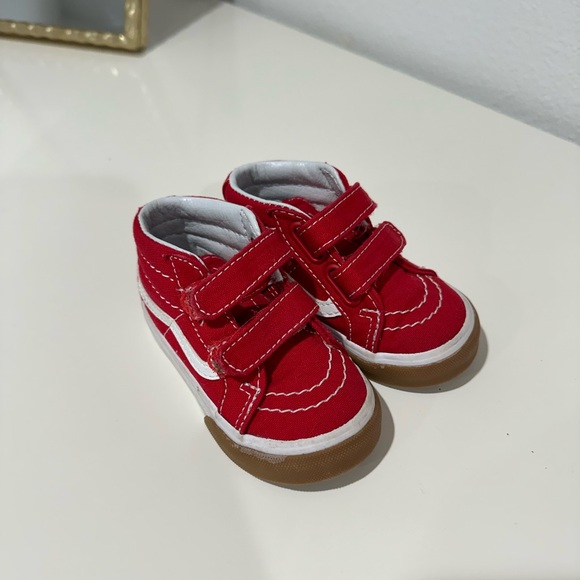 Toddler so-8 high top vans red and white size 4.5 - Picture 3 of 7